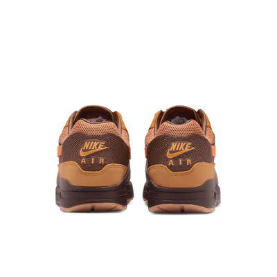 HF7346-200-Nike Air Max 1 Kingâs Day.jpg